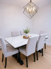 Stylish 3-Bedroom Full House Near Magnetic Hill - Image 4
