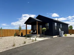 *Newly Built* - Modern Tiny House Near Downtown - Image 4