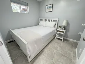 2-Bedroom Apartment in Aurora - Image 4