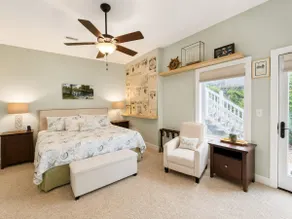 Lake Paradise Lakefront Stay - Image 4