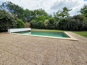 Quiet house • Swimming pool • Games room - Image 5