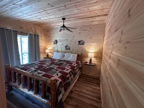 The Ridgeside Roost - Image 4