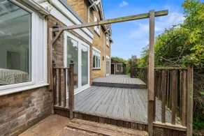 Contractor Accommodation Peterborough- Parking-Business and Work Stays - Image 5