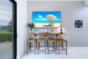 The Olive Nook• 4PPL• King Bed • Keys & Everglades - Image 5