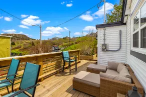 Samuelson House Quidi Vidi Deck Spa Bath - Image 4