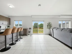 Family Getaway 5BR+Pingpong+6 Parking+Backyard - Image 3