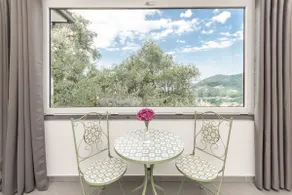 Casa Margherita La Vivagna Olive Trees & Sea - Image 2