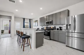 LUXE 5BR House | Sleeps 15 | 1GB| WD | Katy Mills - Image 3