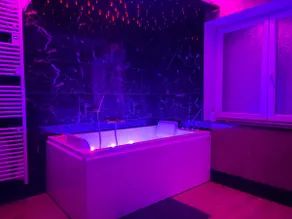 Le Concept - Romantic Suite Apartment - Image 4