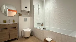 Flamingo Suite • Close to Chateaucreux • A/C - Image 4