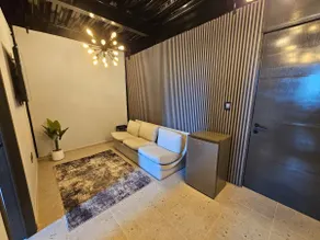 Apartment in an amazing location for work. - Image 2