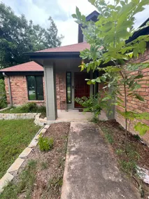 Parkview House Pflugerville - Image 2