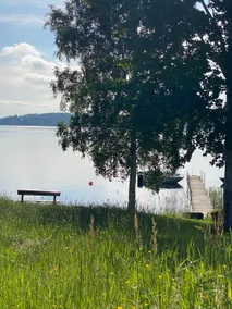 Private guest suite with lake view at Norasjön - Image 5