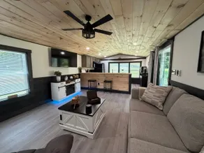 Headwaters Hideaway - Image 2