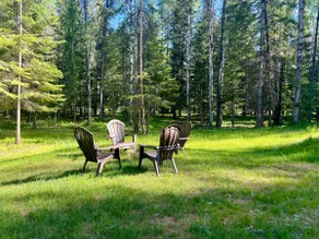 Quiet Acres Near Newport - Image 3