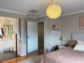 Wonderland on Alice 2BR Suite w/spa & kitchenette - Image 5