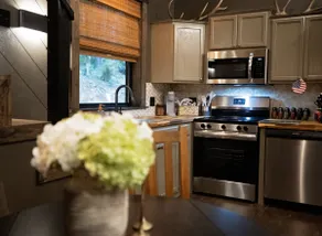 Black Fox Loft - Image 5