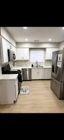 Updated Spacious Group Retreat - Image 5