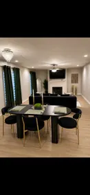 Updated Spacious Group Retreat - Image 4