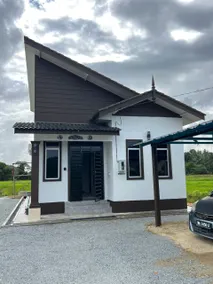 D'Perantau Homestay | 3 Air-Conditioned Rooms | Comfortable - Image 1