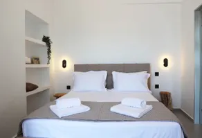 Molos Residence Plomari - Image 5
