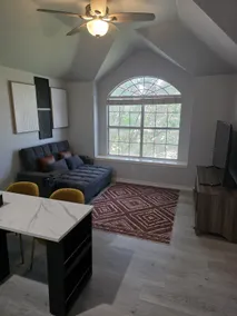 Private Guest Apartment for Work, Play or Relaxing - Image 2
