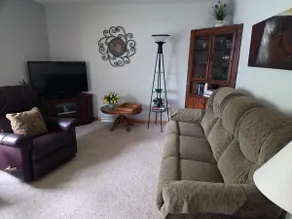 Peach House - Image 3