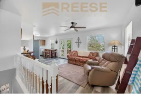 Central Lakeside Home - Image 3