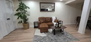 Private Basement Apartment with Private entrance - Image 4