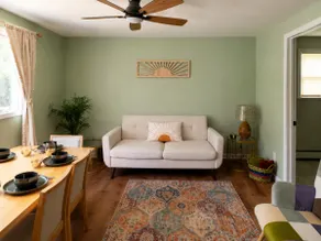 Grateful Manor-Close to Downtown- Sauna - Image 2