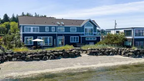 Autumn on the Water | Hot Tub, Fireplace & Beach - Image 5