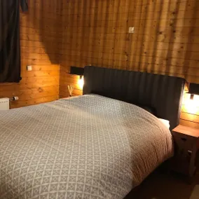 Chalet Entre Amis | Hot Tub, Sauna & Dog-Friendly - Image 5