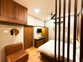 2-Bedroom Suite | Indian Art Decor |Near Taj Mahal - Image 5