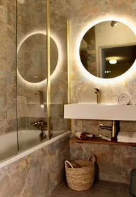 Between golf course and swimming pool * 30 min. to beaches - Image 2