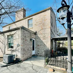 It’s wonderful townhouse excellent location - Image 2
