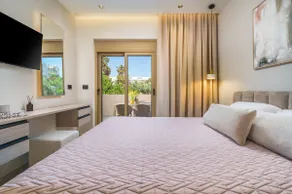MSBeach Luxury Homes - Manolis - Image 2
