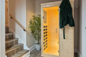 • La Petite • Grand Piano • Sauna • Long Stays • - Image 4