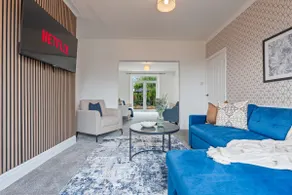 Family l Modern l Parking l Luxury | Location - Image 2