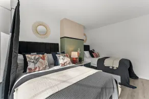 Stylish 4-Bed Cambridge Stay - Garden & Games Room - Image 2
