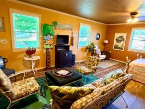Captain’s Quarters- countryside studio apartment - Image 3