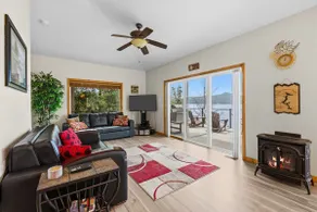 Waterfront Escape with Hot Tub & Epic Sunset Views - Image 2
