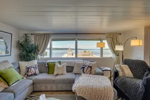Waterfront Cabin w/ Stunning Sound Views - Image 5