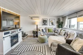 Waterfront Cabin w/ Stunning Sound Views - Image 4