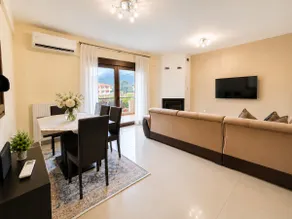 Lirtzis Luxury Villa - Image 2