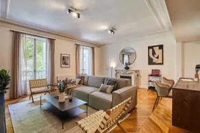 Luxury 3BR Apt • Opéra, Madeleine & Galeries - Image 2