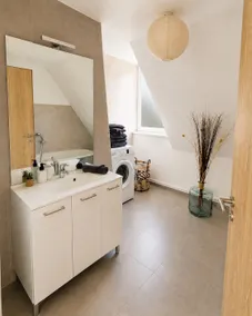 Unusual apartment, very central with an elevator - Image 3