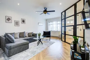 Stylish 3BR 2BA Modern Retreat Sleeps 7 - Image 2