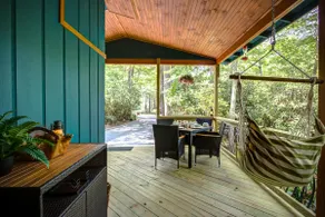 ”Teddy's Rest”: Cozy Wooded Cottage in Land Harbor - Image 5
