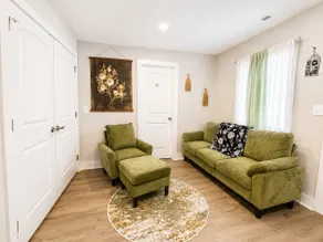 Noble Nest | Fenced Yard + Grill | Downtown Selma - Image 3