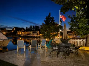 Sunset Lagoon Retreat-Waterfront views & kayaks - Image 3